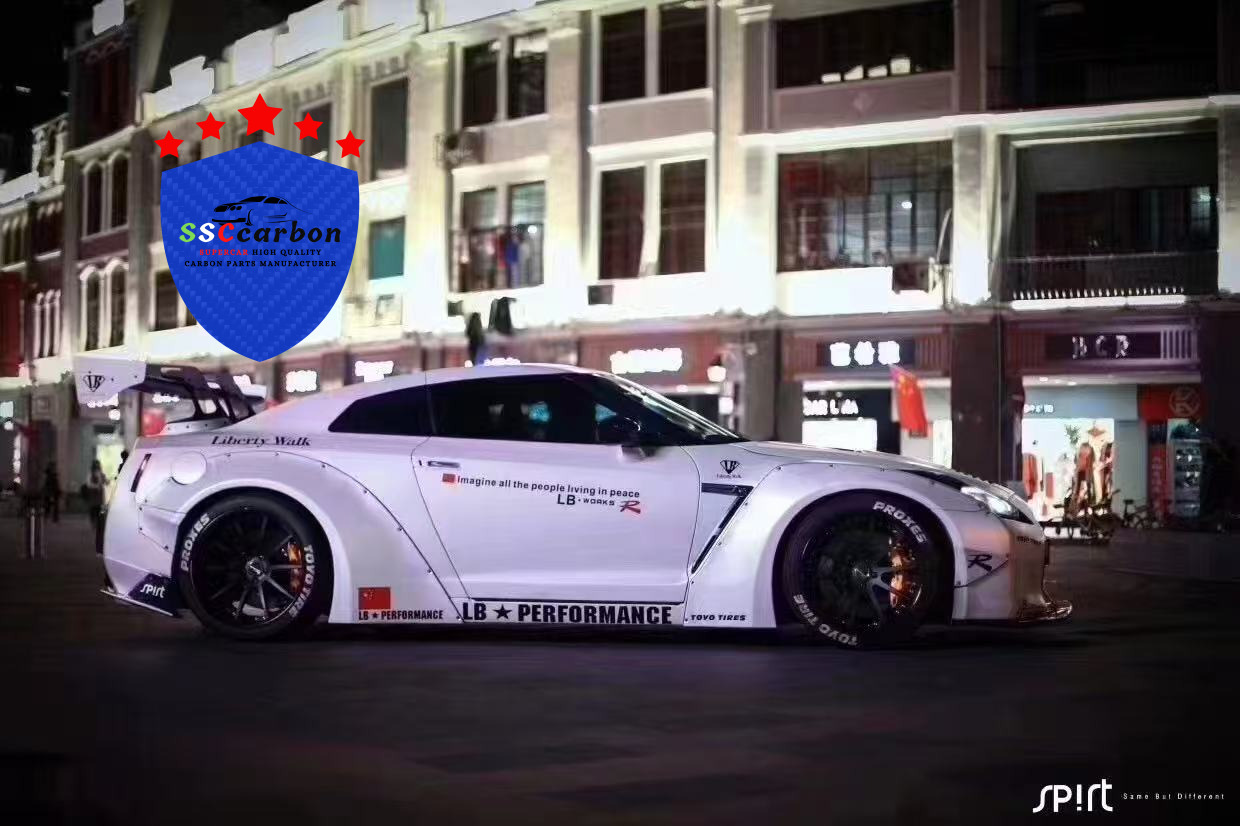 GTR R35 LB Version 1 Widebody Kit