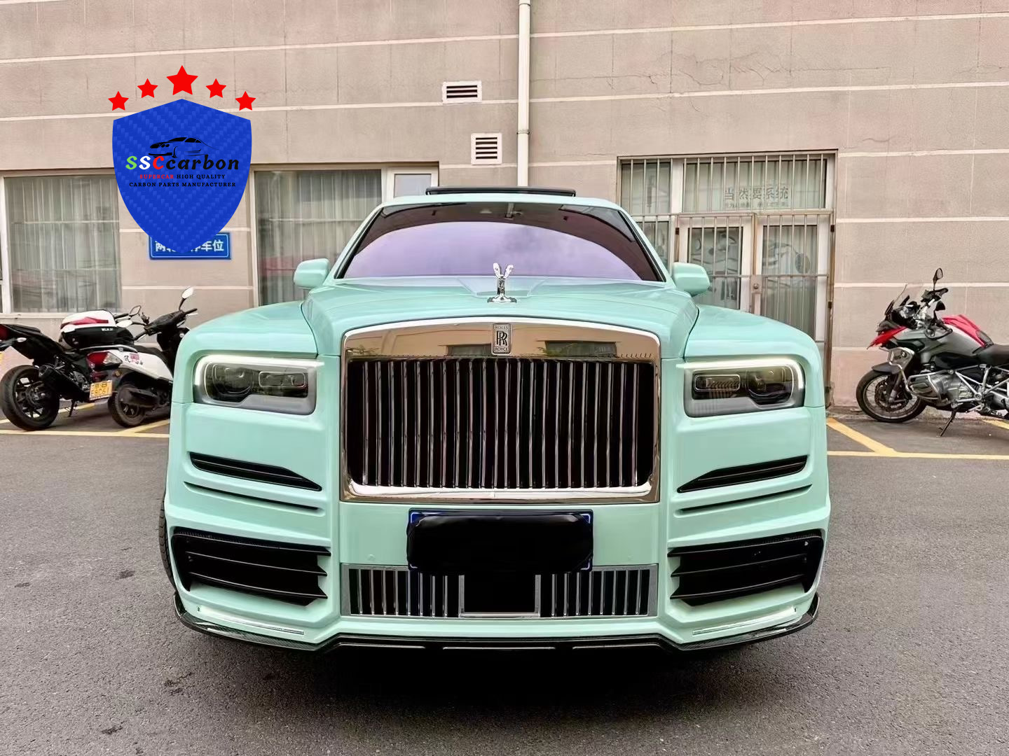 Rolls-Royce Cullinan II Mansory Dry Carbon Body Kit