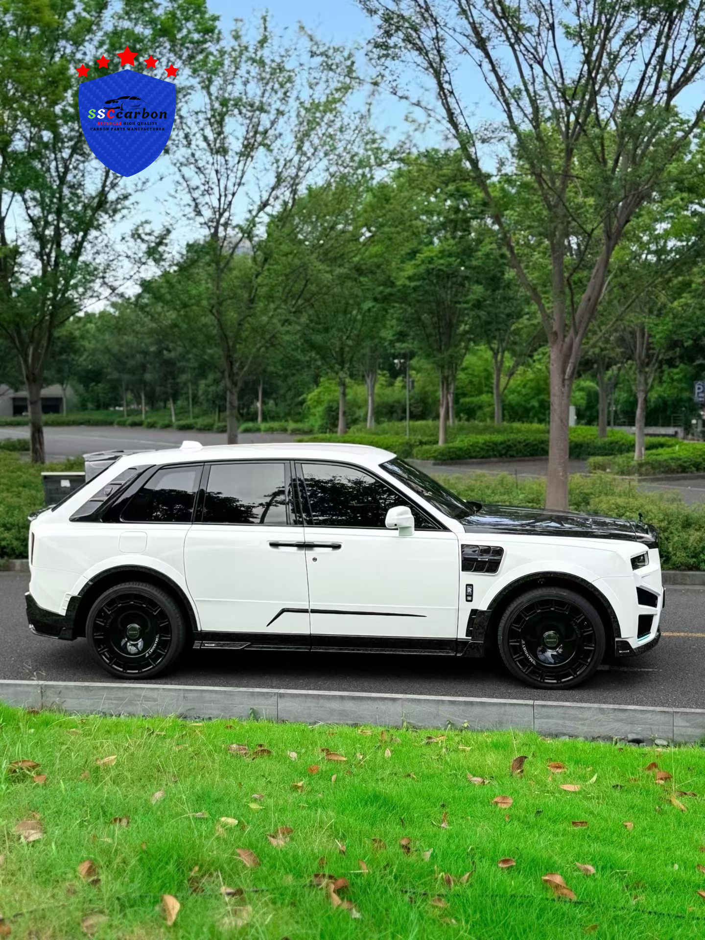 Rolls-Royce Cullinan III Mansory Dry Carbon Body Kit