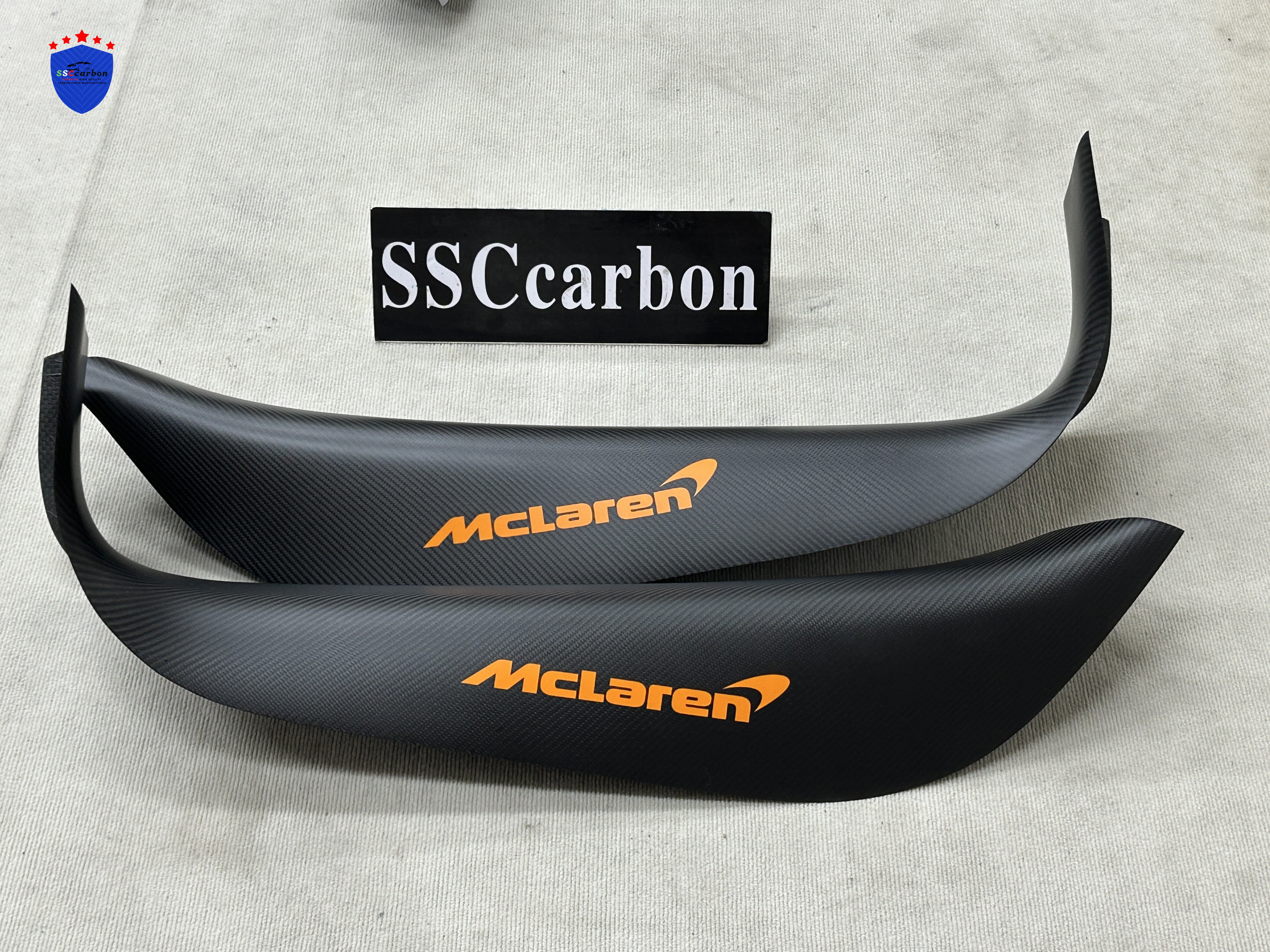 McLaren 540c/570s/570gt/600lt Matte-finish dry-carbon door sills
