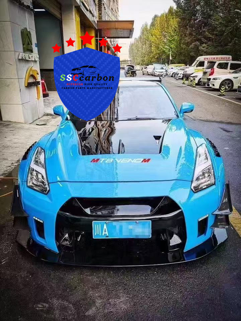 GTR R35 LB Version 2 Widebody Kit