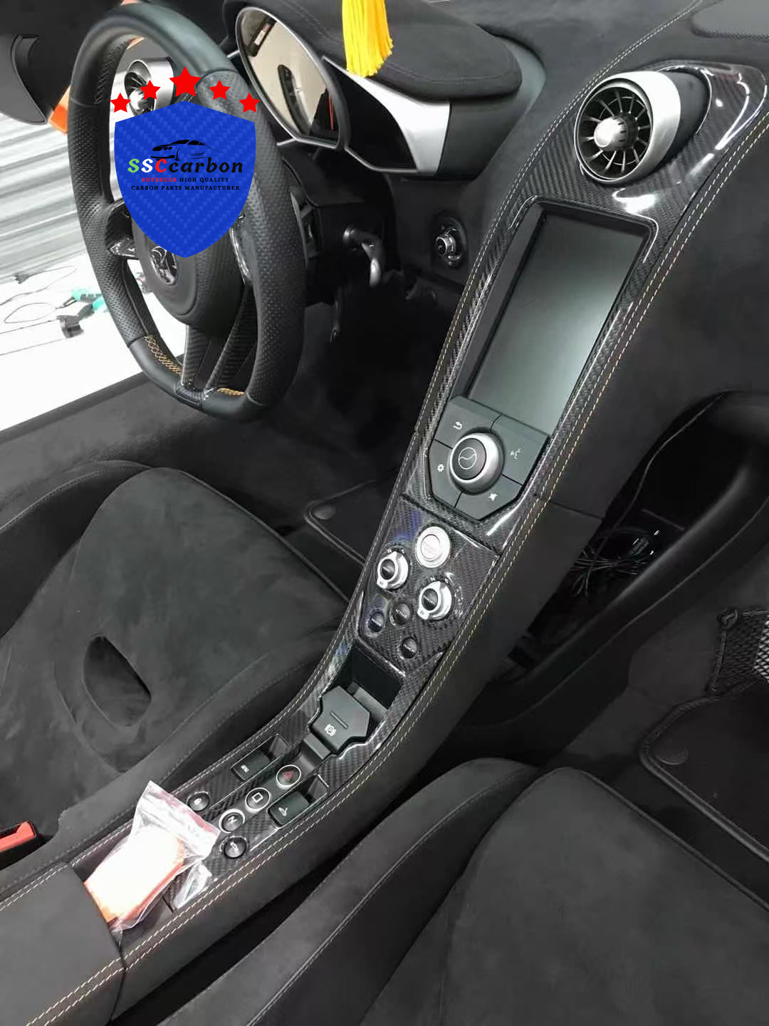 McLaren MP4-12C Dry Carbon Interior Components