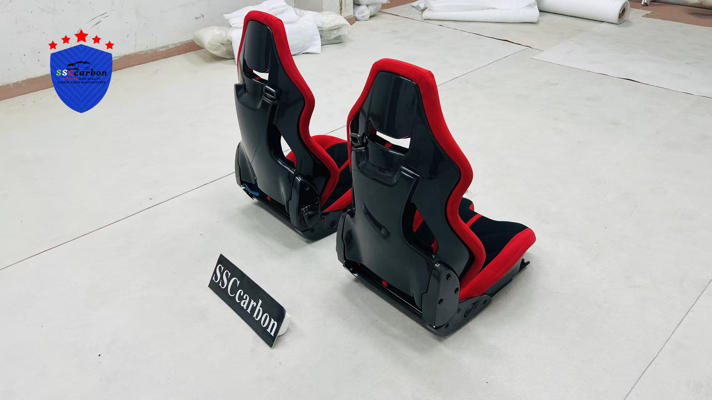 Ferrari 458 Dry-Carbon Seats
