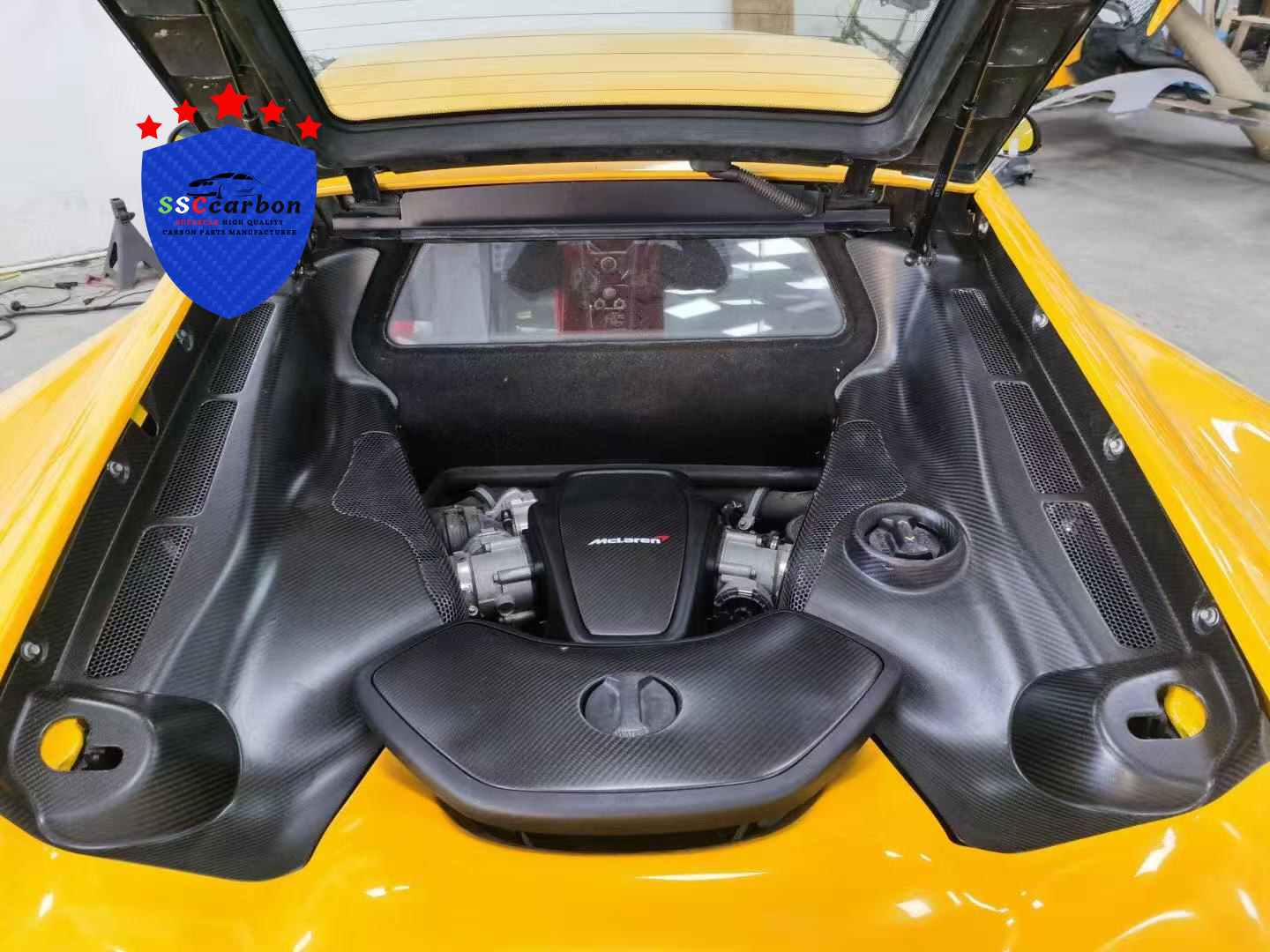 McLaren MP4-12C Dry Carbon Engine Cover
