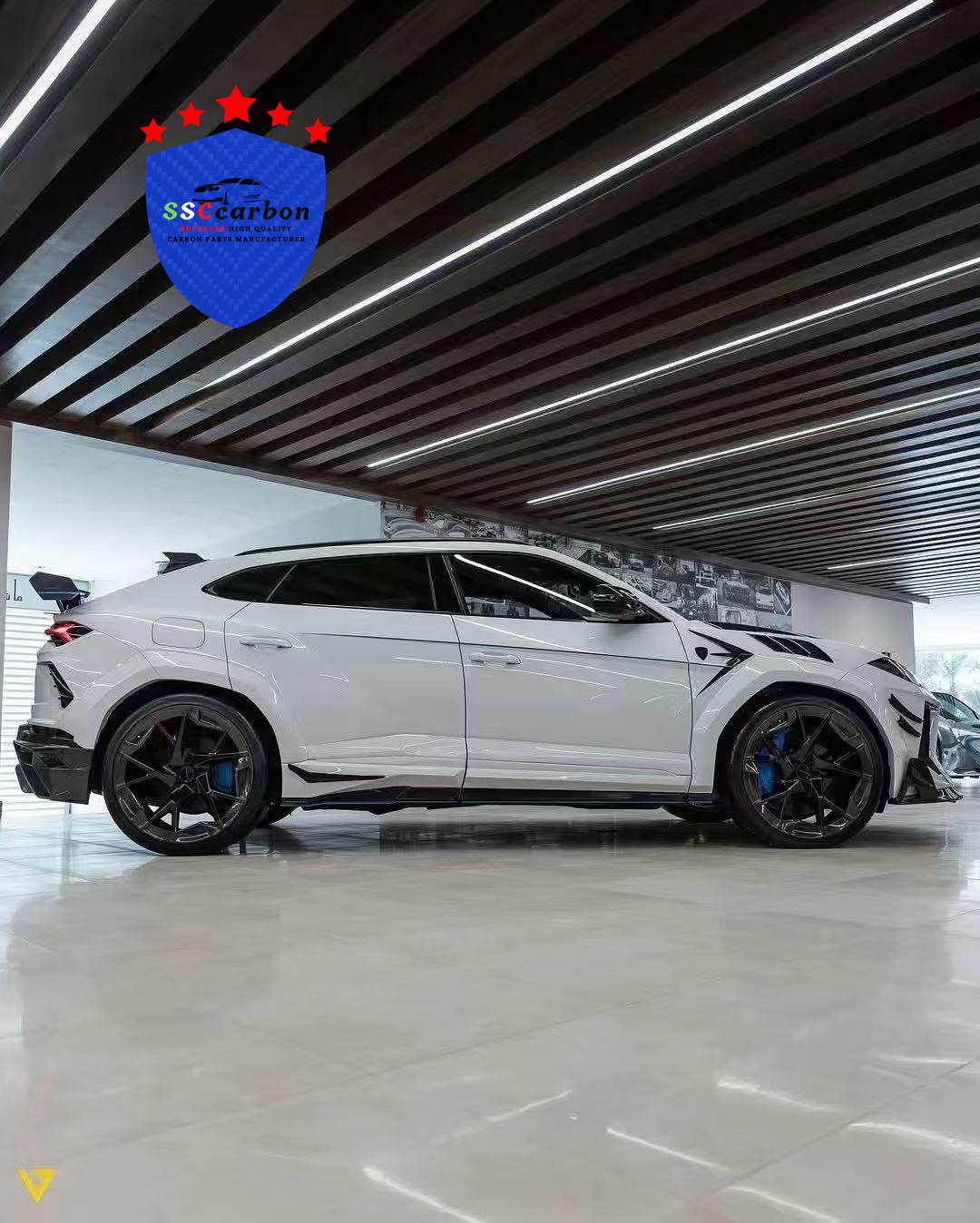 Lamborghini Urus To Mansory Dry Carbon Body Kit