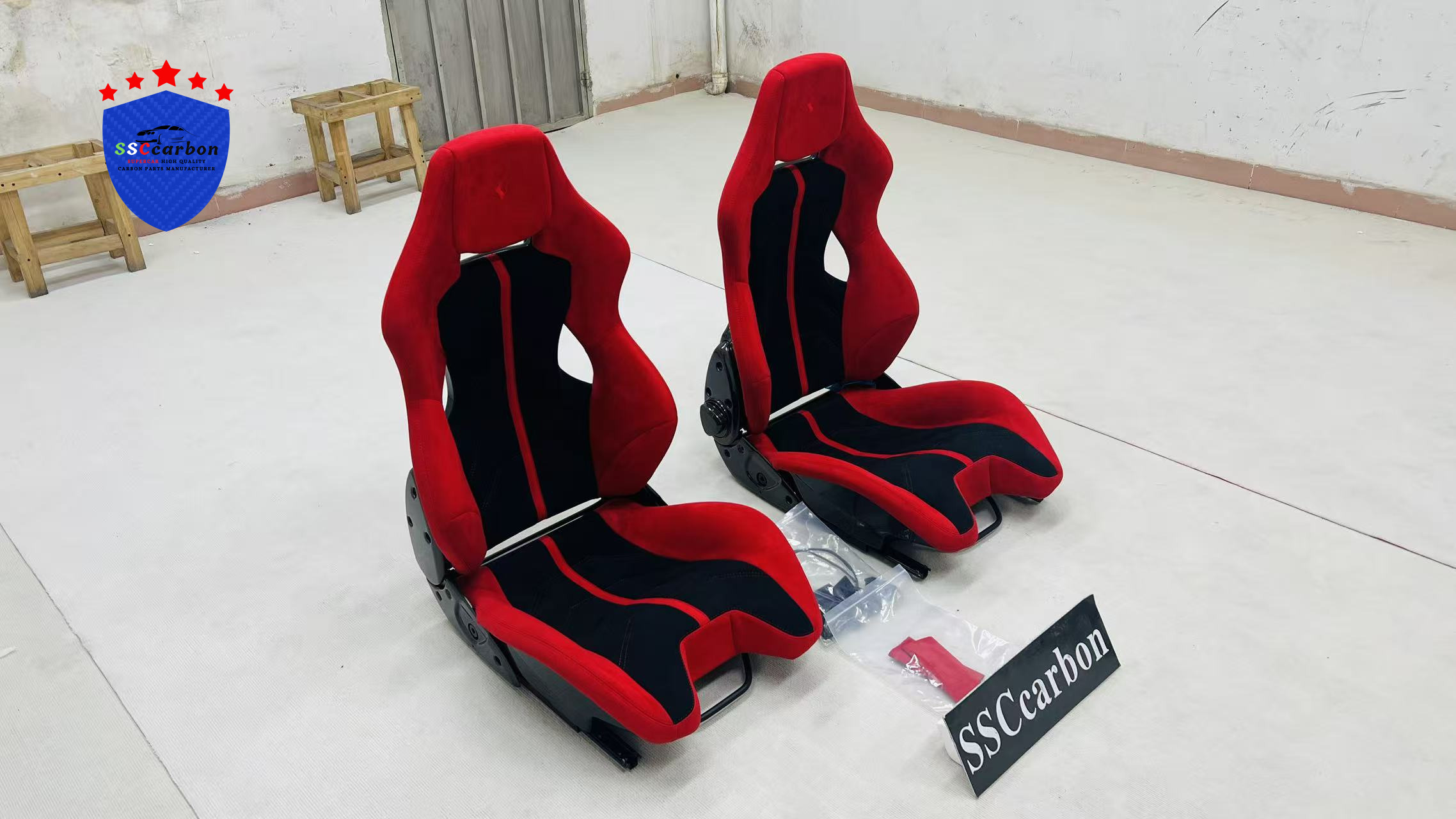 Ferrari 458 Dry-Carbon Seats