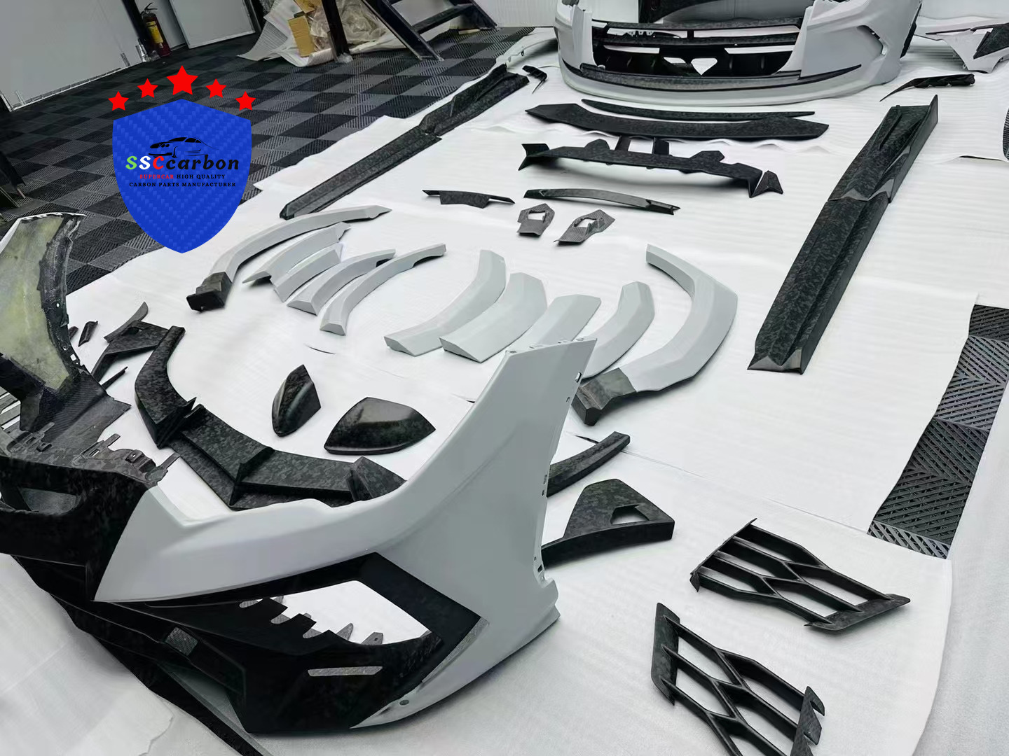 Lmaborghini To Urus Mansory Dry Carbon Body Kit